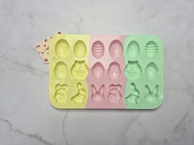 Molde silicona tricolor 18 figuras Pascua